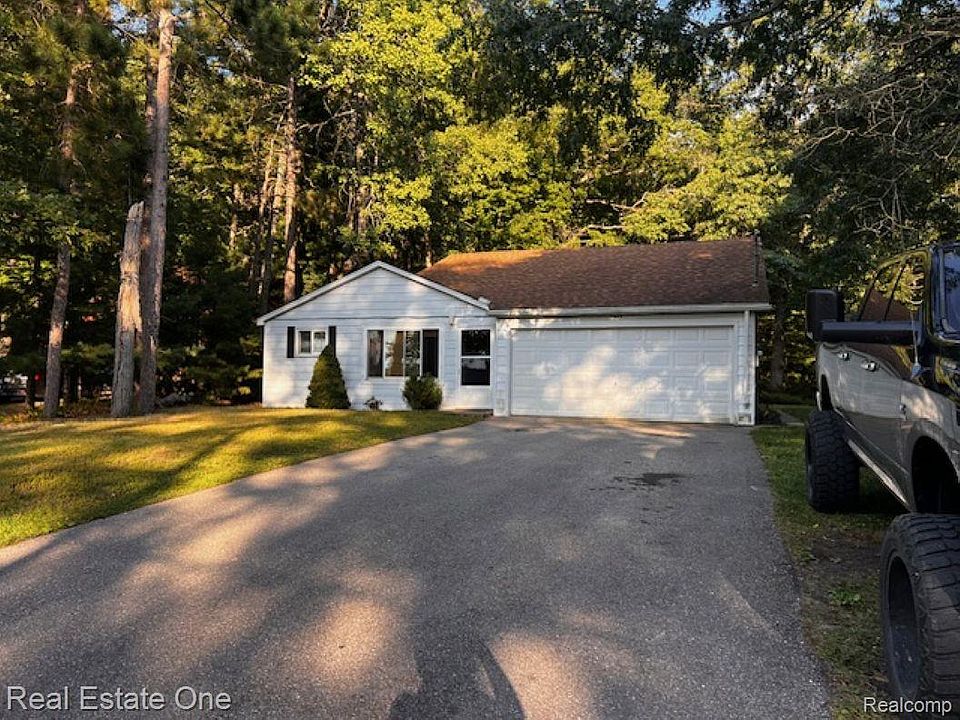 1st image of 7948 E Cedar Lake Dr