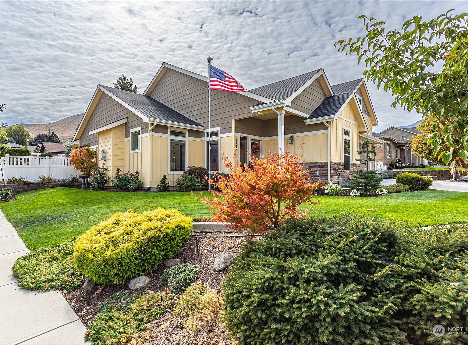 2101 Yarrow Rd, Wenatchee, WA 98801 Zillow