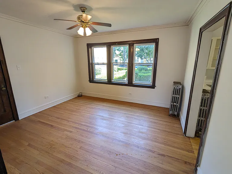 6338 W Raven St #1A — Photo 8