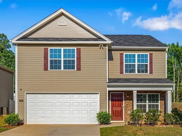 4008 Bobtail Ct, Greensboro, NC 27405