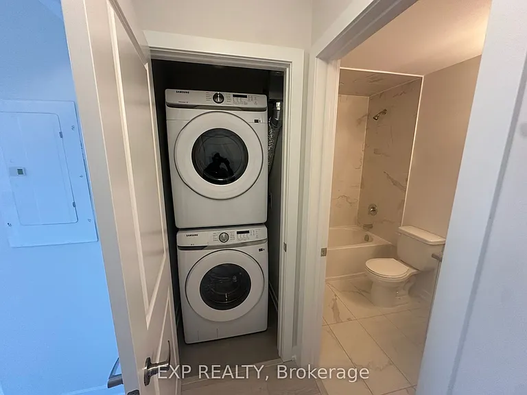 15100 Yonge St #241 — Photo 20