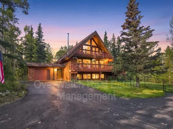 10610 High Bluff Dr, Eagle River, AK 99577