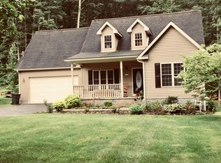 129 Chapman Rd, Shady Spring, WV 25918