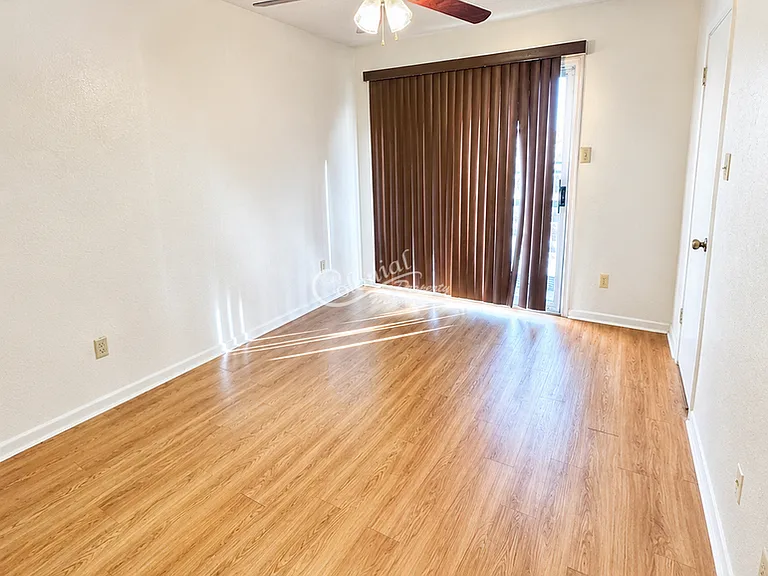 3009 Lake Rd #B — Photo 9