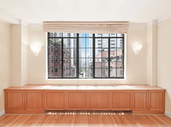 324 East 41st Street image 1 of 17
