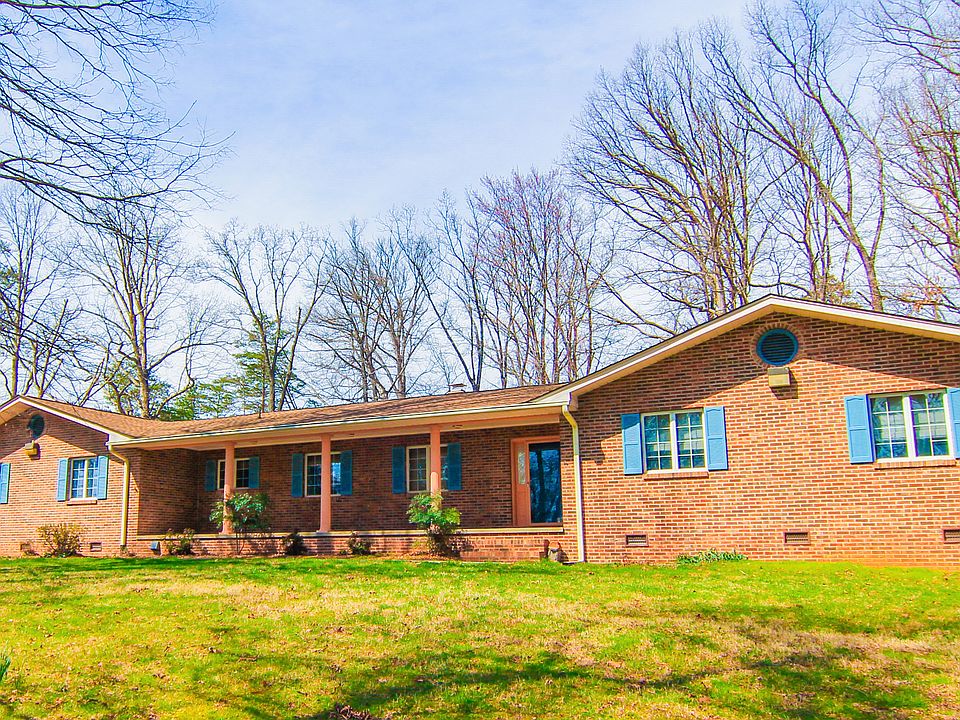 1st image of 500 Dixie Lee Ln