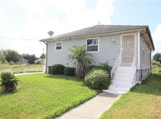 3014 Metropolitan St, New Orleans, LA 70126