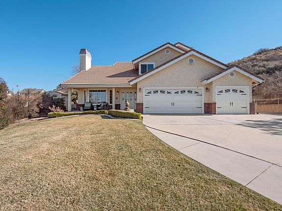 3rd image of 42818 Whetstone Dr