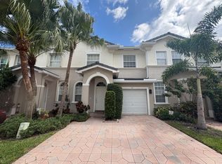67 Legacy Ct, Delray Beach, FL 33445