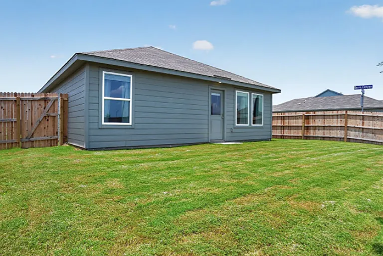 Crestway Dr — Photo 11