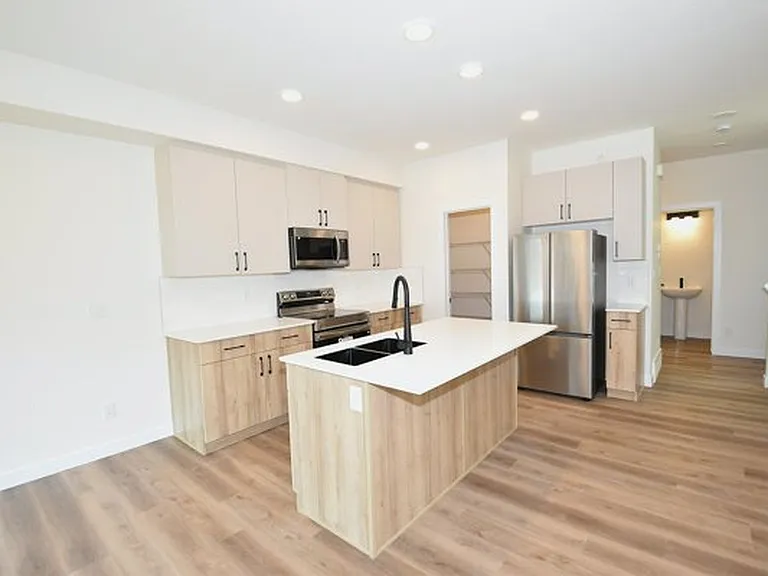 2131 5th Ave SW — Photo 16