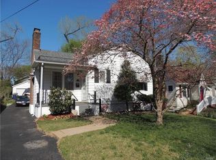 519 Summit Ave, Saint Louis, MO 63119