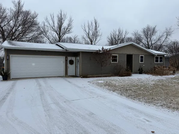 1522 Elm St, Albert Lea, MN 56007