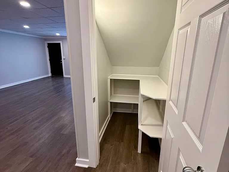 722 N Main St #1 — Photo 8