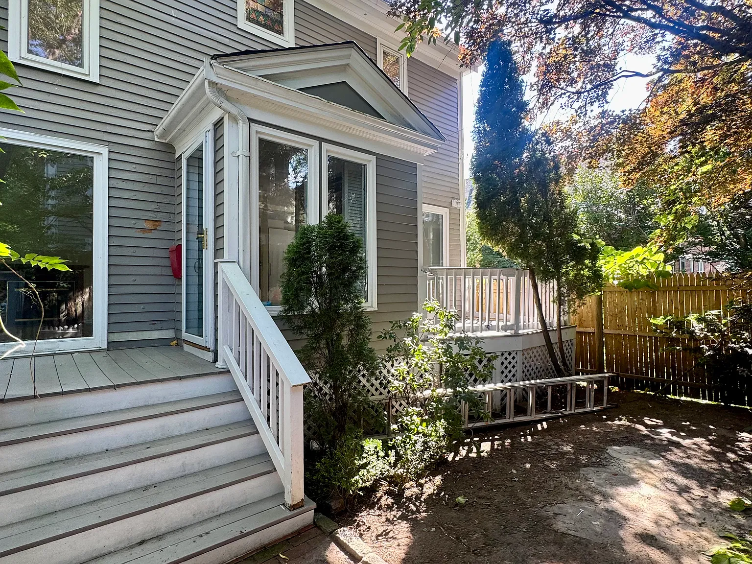 3 bed, 1273 sqft, $5,500 — Photo 2