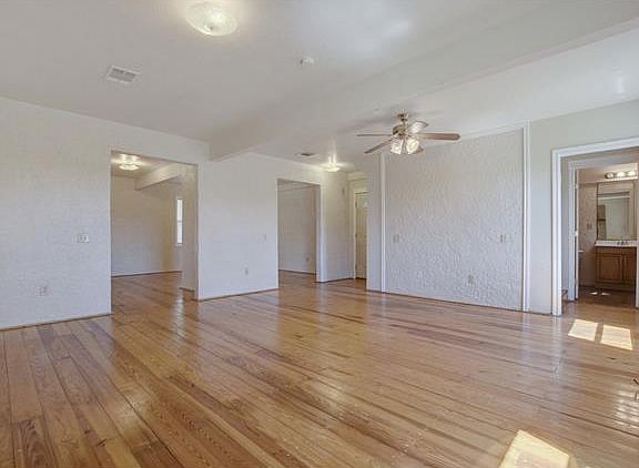 5th image of 136 Pine Hill Loop APT A
