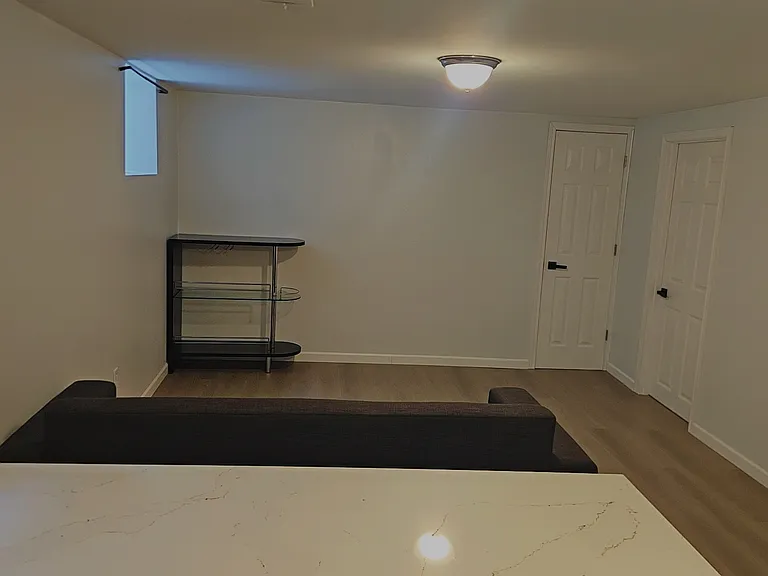 4311 N Melvina Ave #1 — Photo 3