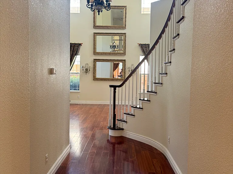 25178 Century Oaks Cir — Photo 4