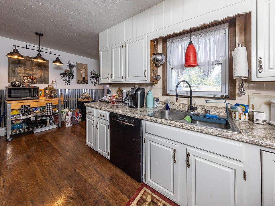 514 Pine St, Wetmore, KS 66550 Zillow