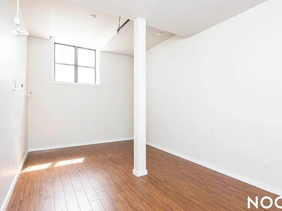 100 Dupont St #4L
