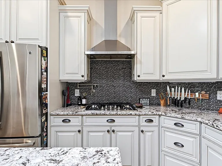 5521 E Quartersawn St — Photo 9