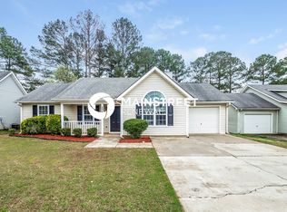 1345 N Hampton Dr, Hampton, GA 30228