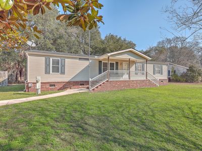 632 Barn Rd, Bonneau, SC, 29431