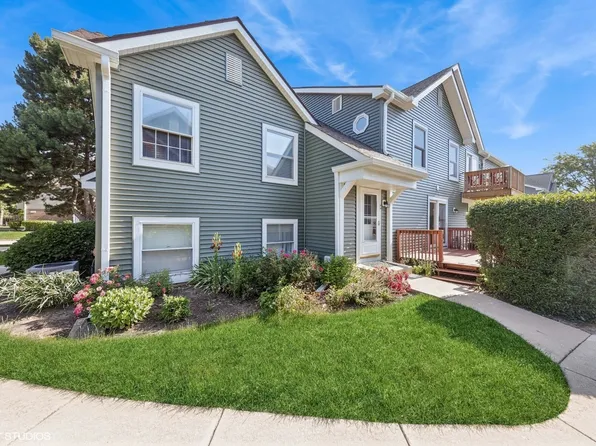 2733 Weeping Willow Dr #26-C, Lisle, IL 60532