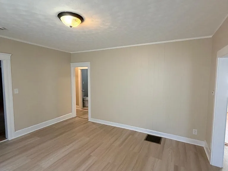 7 Brook St #MAIN — Photo 13