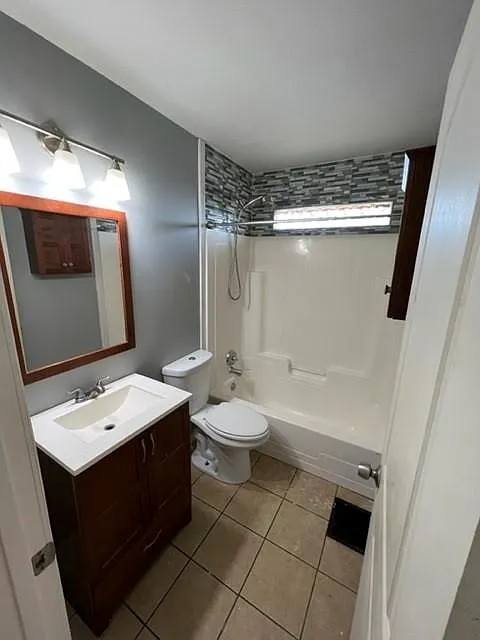 3 bed, 925 sqft, $1,495 — Photo 4