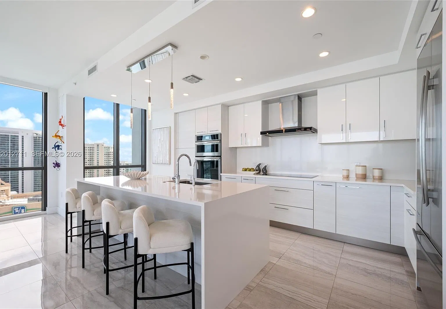100 E Las Olas Blvd — Photo 3
