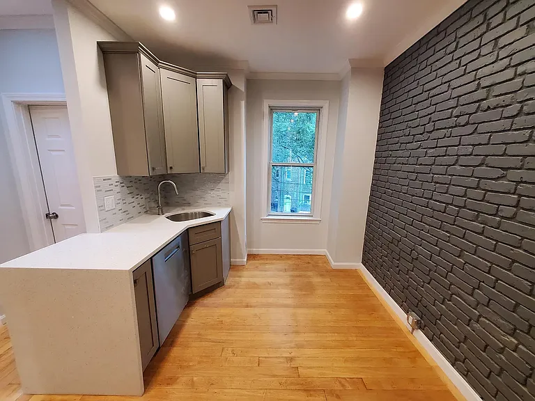 1741 Commonwealth Ave #2 — Photo 13