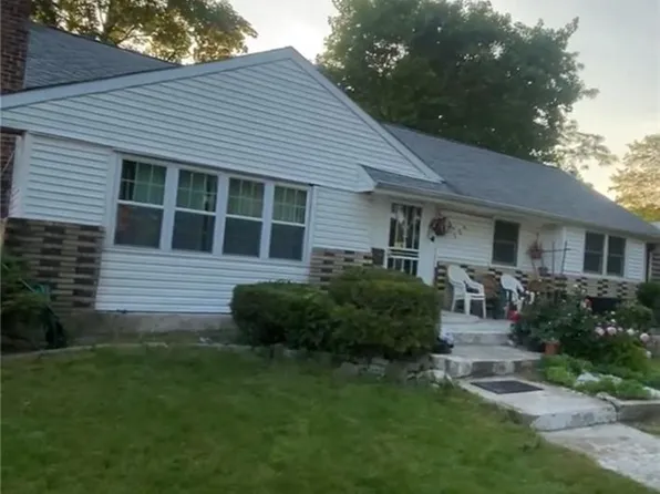 127 Saint Francis Street, Roosevelt, NY 11575