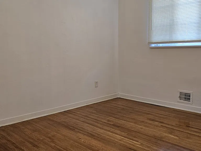 1018-1022 Silver Ave SW — Photo 23