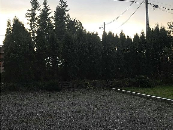 5th image of 22930 SE 436th St