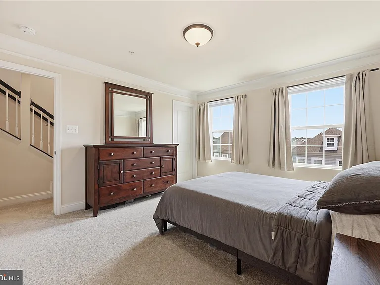 5060 Judicial Way — Photo 26