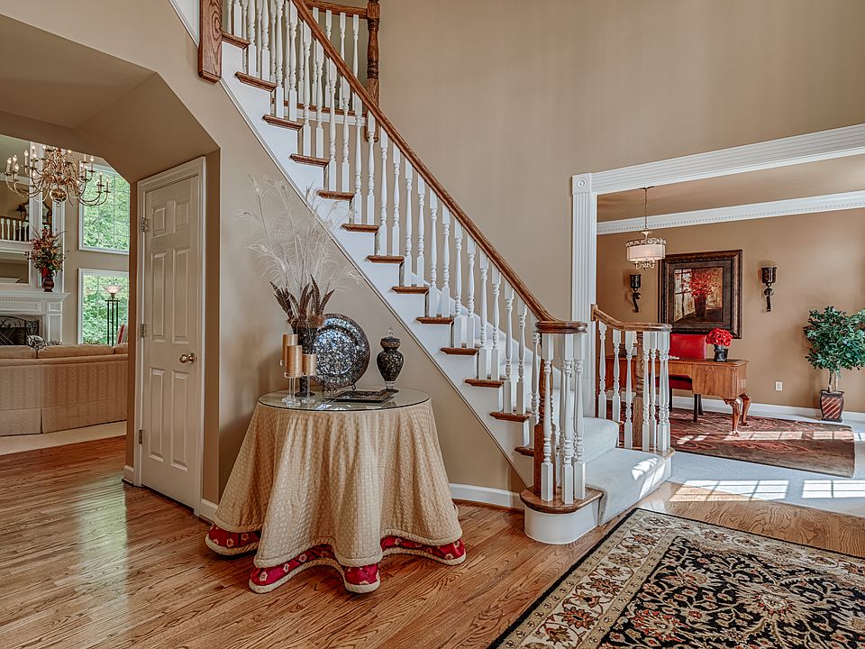 1st image of 13542 River Forest Pl
