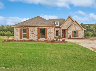 110 Landry Dr, Brandon, MS 39047