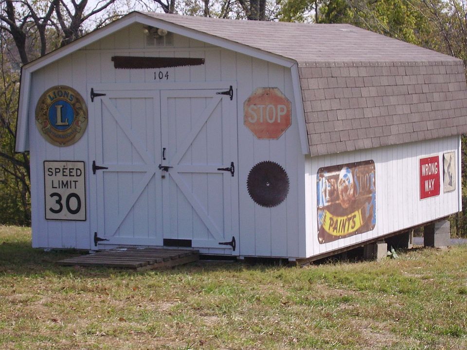 16' x 20' shed w/electric
