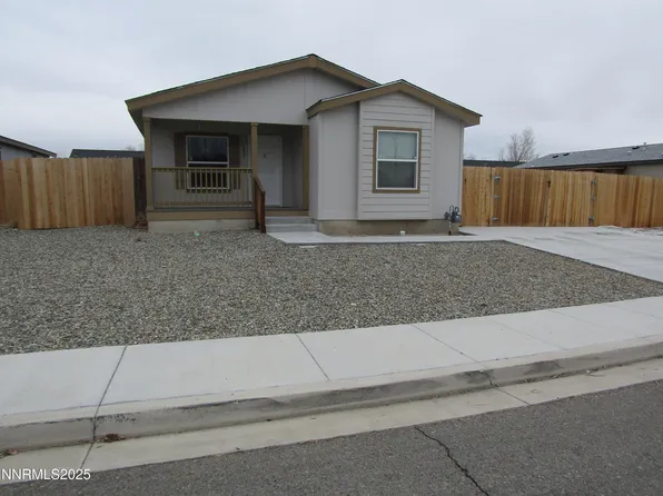 202 Quail Run Dr, Yerington, NV 89447