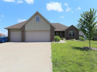 3552 W Westchester Ct, Battlefield, MO 65619