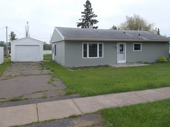 53 Edwards Dr, Silver Bay, MN 55614