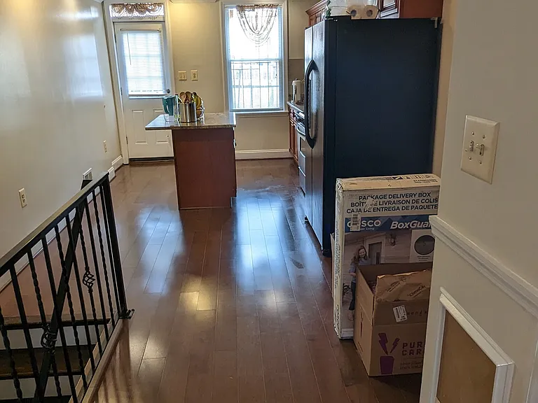 812 Mangold St — Photo 7