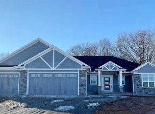 1659 Spencers Xing, Green Bay, WI 54313