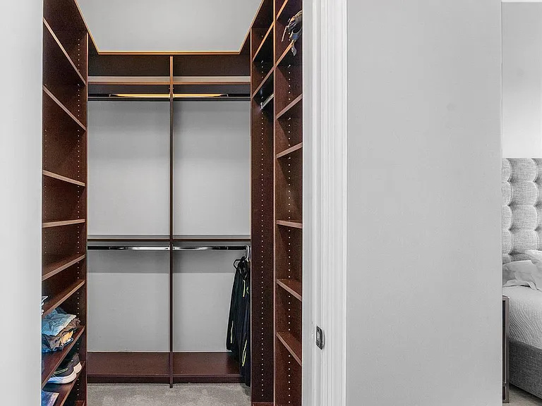 2640 Lake Shore Dr #2215 — Photo 20