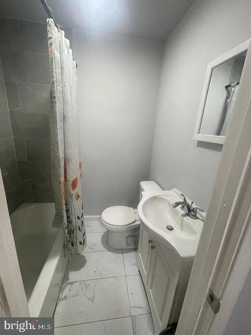 1 bed, 1.0 bath, 1762 sqft, $950 — Photo 4