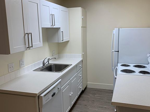 4th image of 106 22nd Ave APT 206