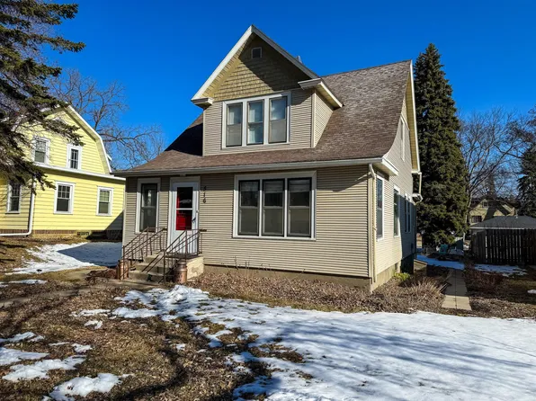 516 W Lincoln Ave, Fergus Falls, MN 56537