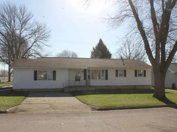 101 S Harms St, George, IA 51237