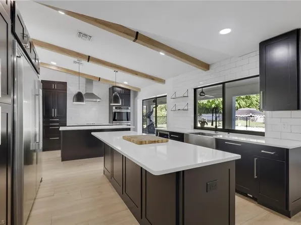 10450 Windsor WAY, NAPLES, FL 34109
